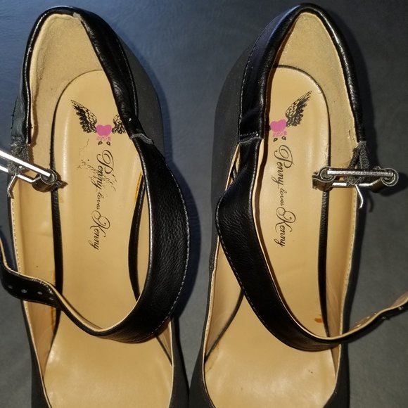 Penny Loves Kenny Very Comfortable 6.5 inch Platform Wedge Heels - Picture 9 of 12